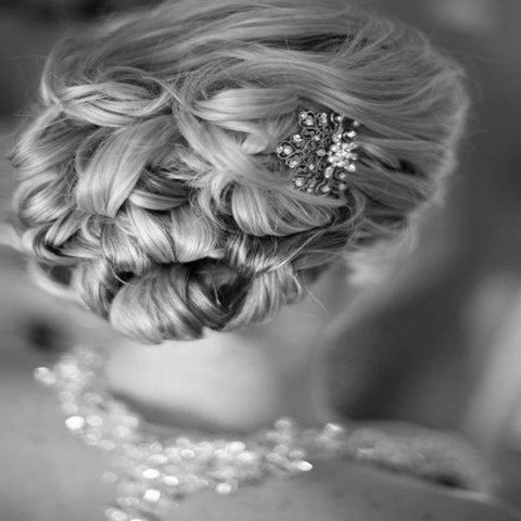 rsz_curly-wedding-hairstyles-and-ideas-for-brides-2015-trends